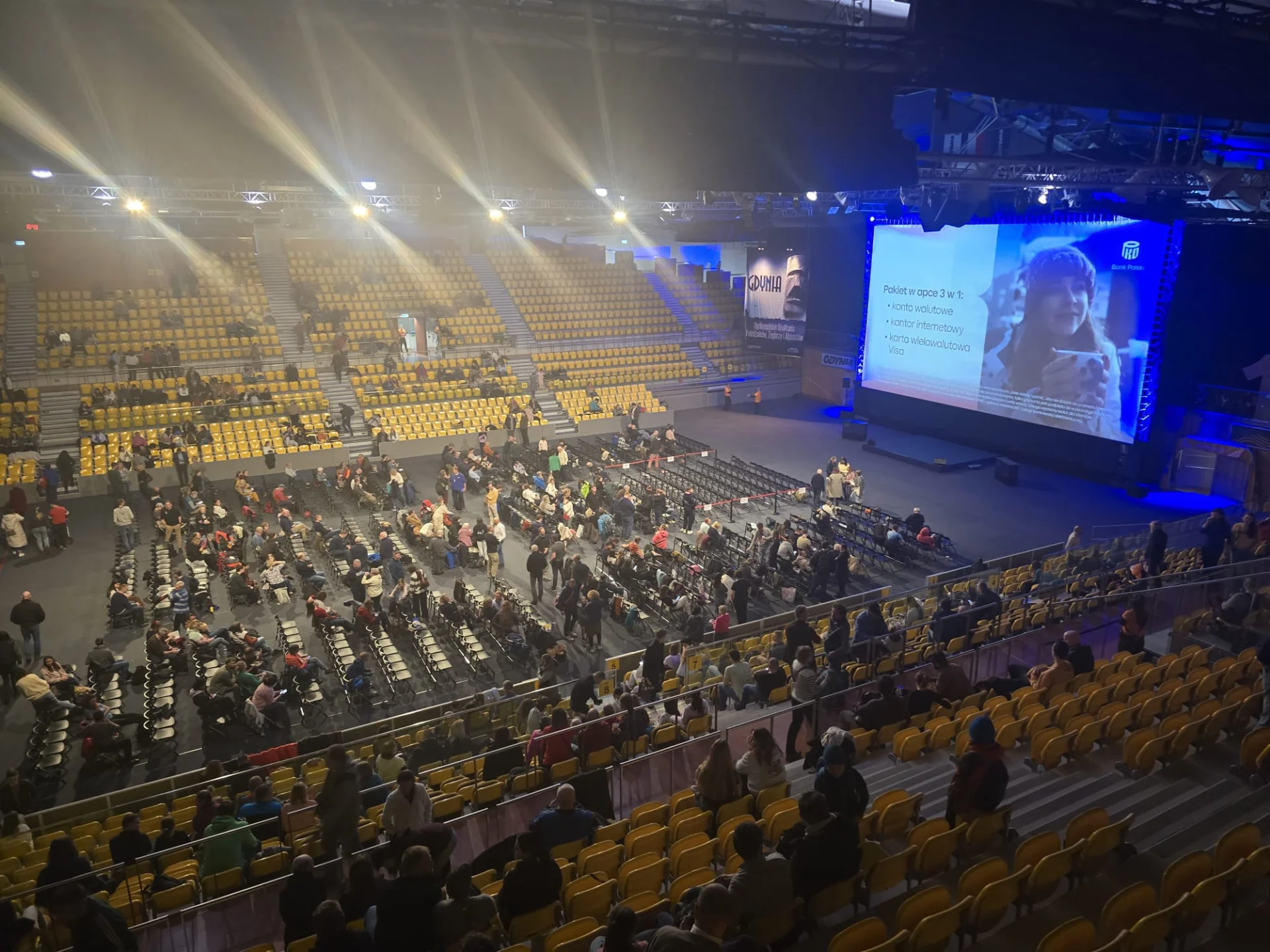 Uczniowie z SP4 na festiwalu podróżniczym  KOLOSY